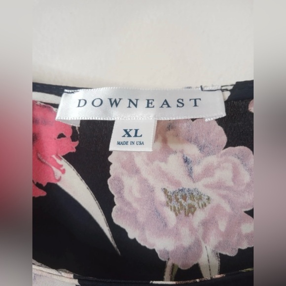 Downeast Floral Peplum Tunic Top Size XL - Picture 9 of 10